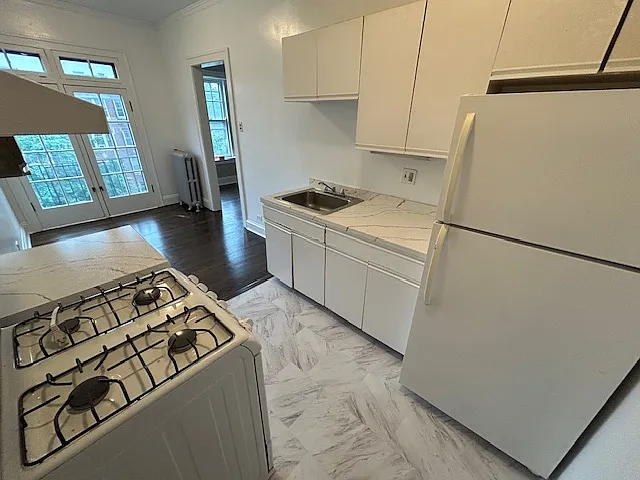 1154 W Lunt Ave #307 — Photo 4