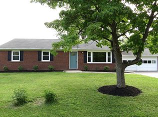 8 Greenhill Rd, West Chester, PA 19380