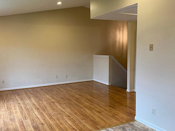 4th image of 647 David Ln #647