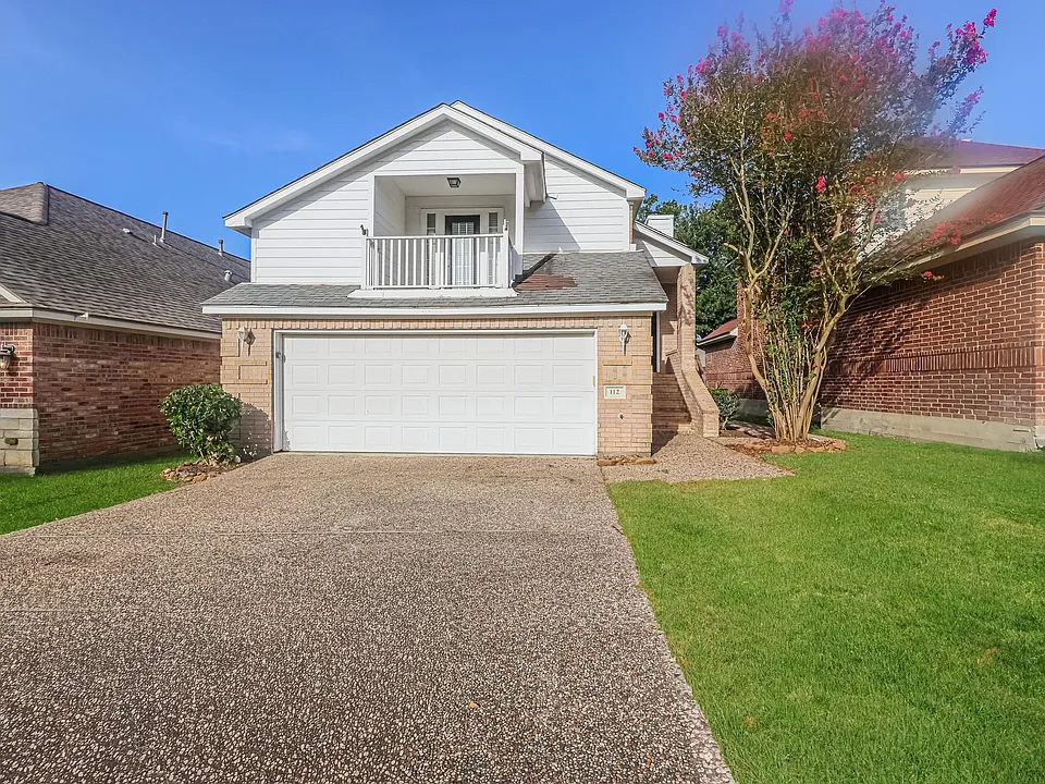 112 Golfview Dr