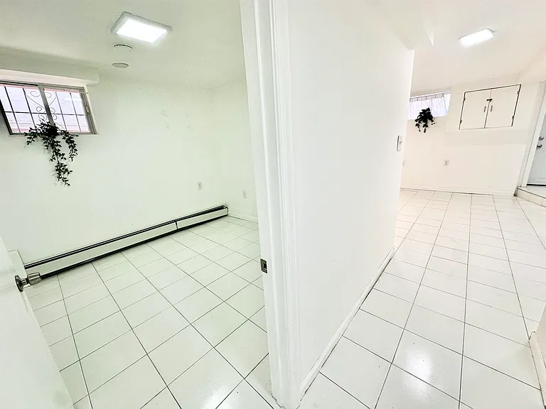 247 Clendenny Ave #1 — Photo 23