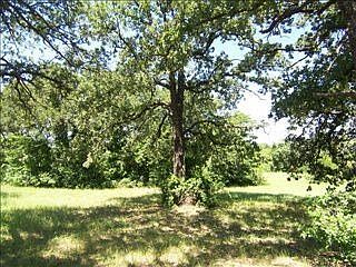 4th image of 400 Briarwood Dr