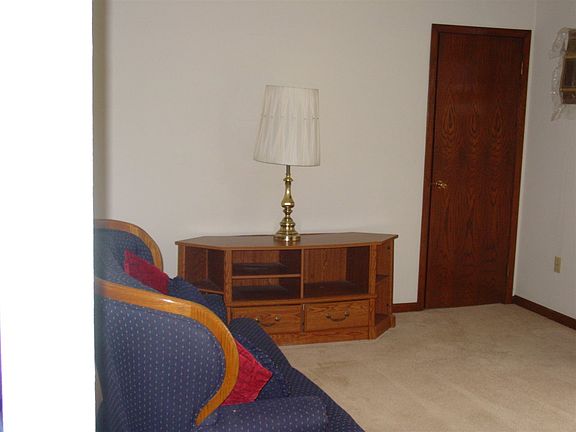 3rd image of 507 N 2nd Ave