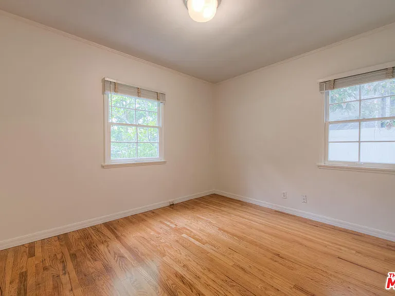 4110 Sunnyslope Ave — Photo 13