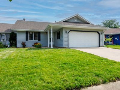 1019 Laesch Ave APT A, Bloomington, IL, 61704