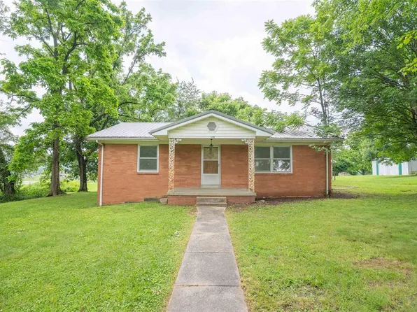 176 Mulberry St, Fordsville, KY 42343