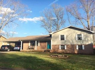 5180 Creek Bend Cir NW, Cleveland, TN 37312