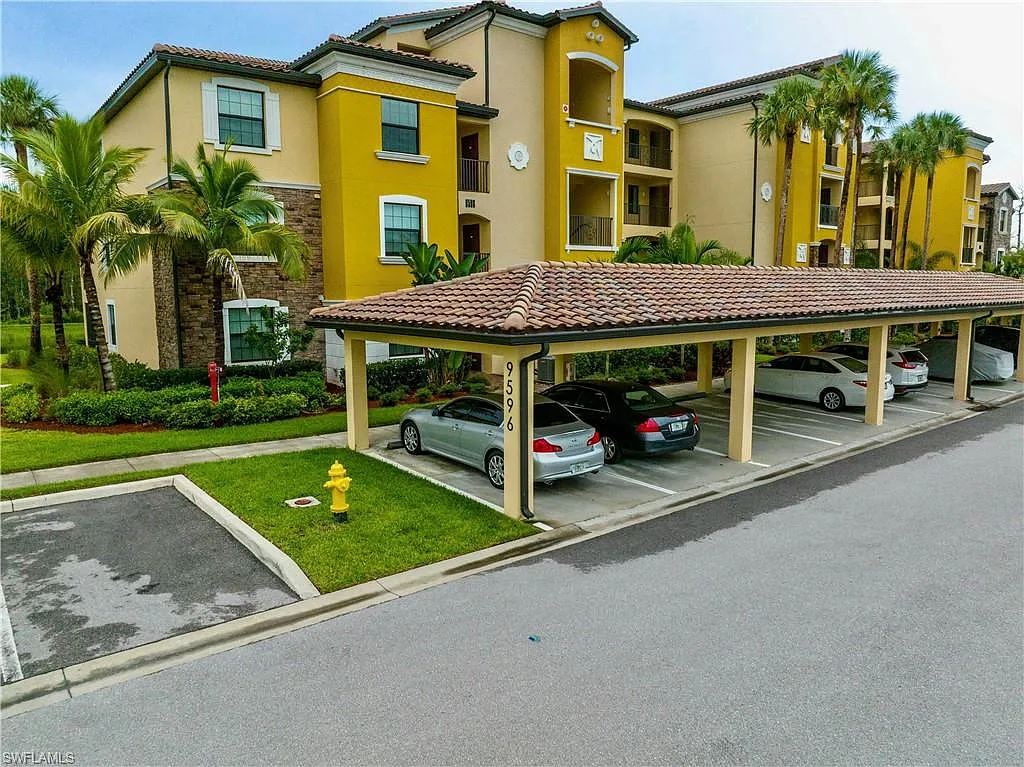 2 bed, 2.0 bath, 1107 sqft, $6,500 — Photo 3