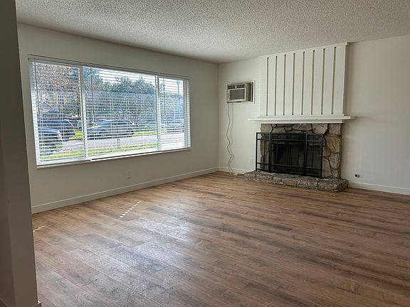 5th image of 1781 De Marietta Ave