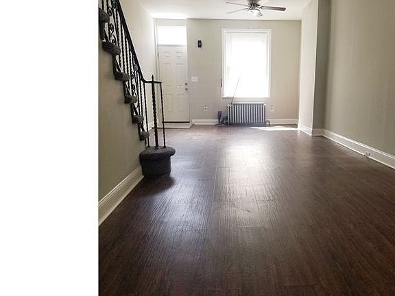 2nd image of 2937 Kip St