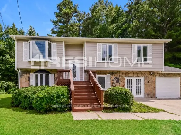 205 Lori Ln, Riverdale, GA 30296