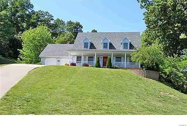 1st image of 3918 Valley View Ln
