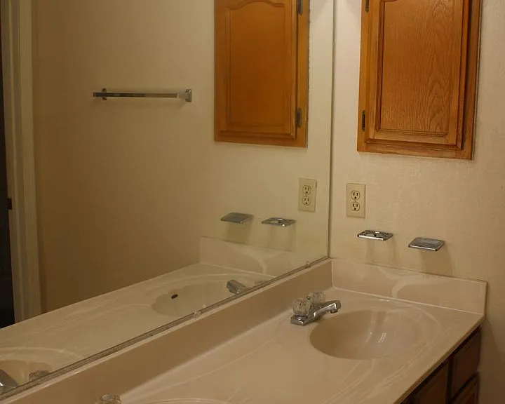 10936 Whitehall Dr — Photo 19