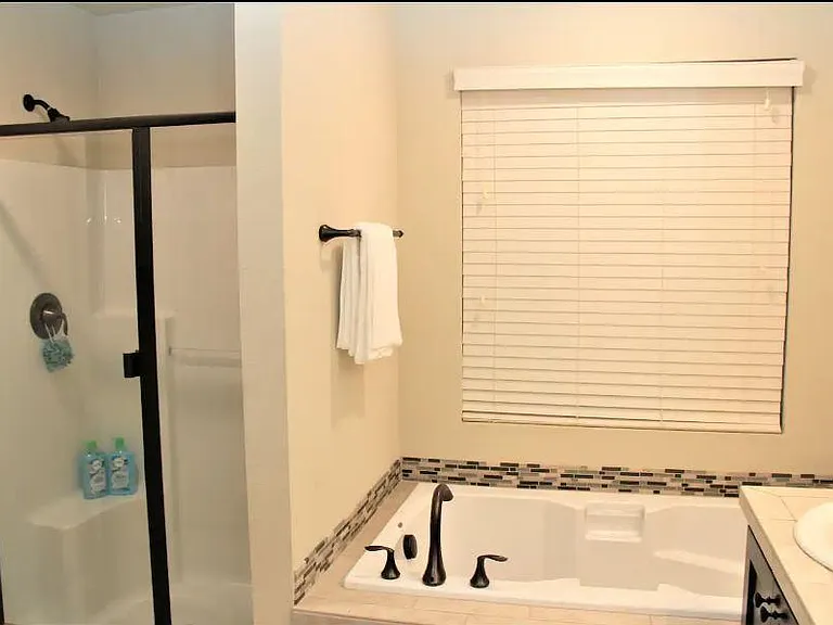 10080 NW Bartlett Loop — Photo 6