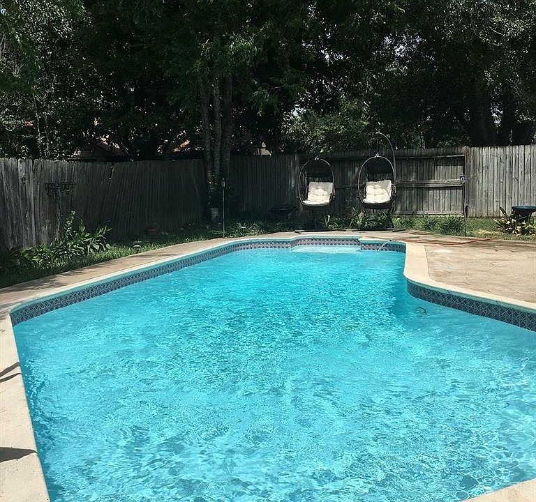 1st image of 6619 Renfro Dr