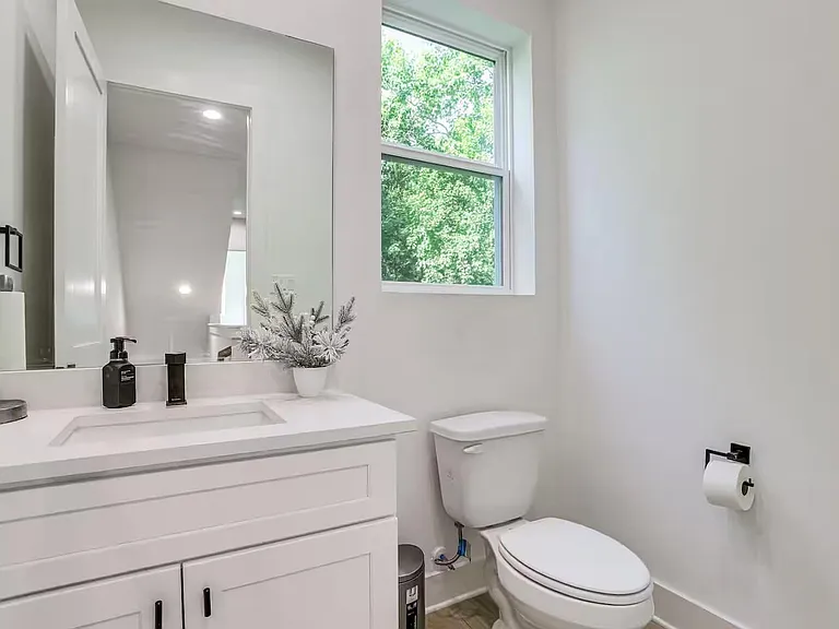 3484 Luca St — Photo 21