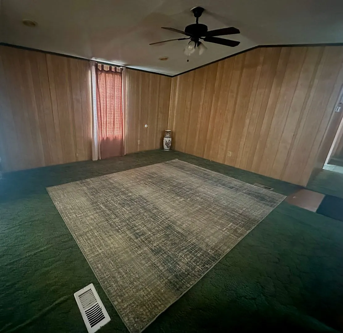 3-bedroom, 2-bathroom Mobile Home Now Available! — Photo 2
