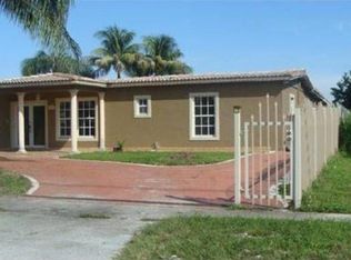 1461 W 62nd St, Hialeah, FL 33012
