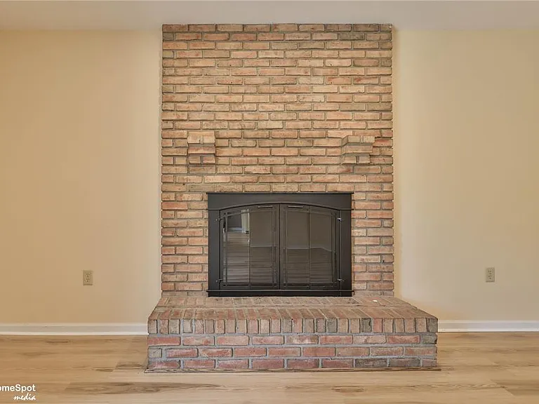 4059 Wedgewood Rd — Photo 30