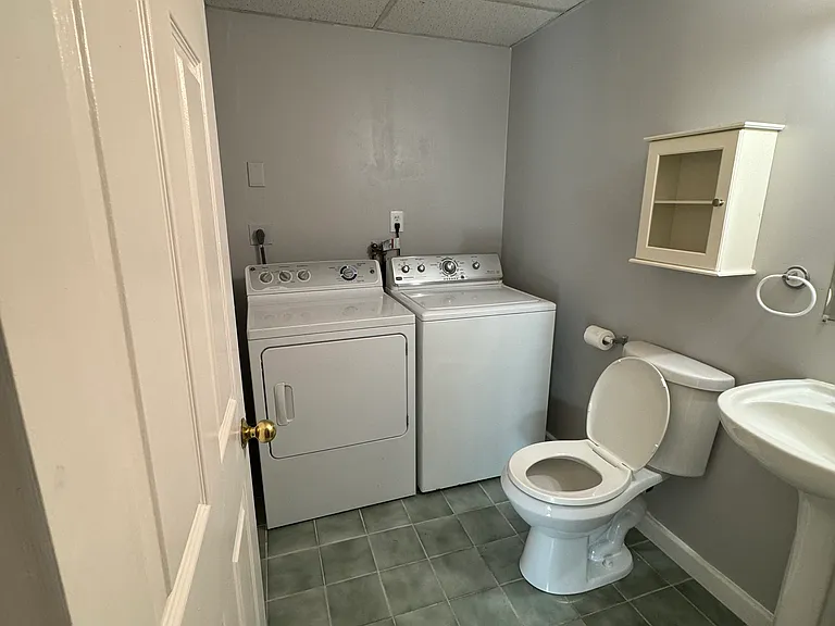 54 Goddard Memorial Dr — Photo 9