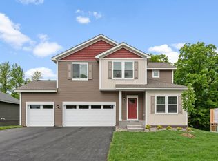 689 Aspen Ln, Montrose, MN 55363