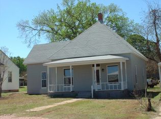 707 E Logan Ave, Guthrie, OK 73044