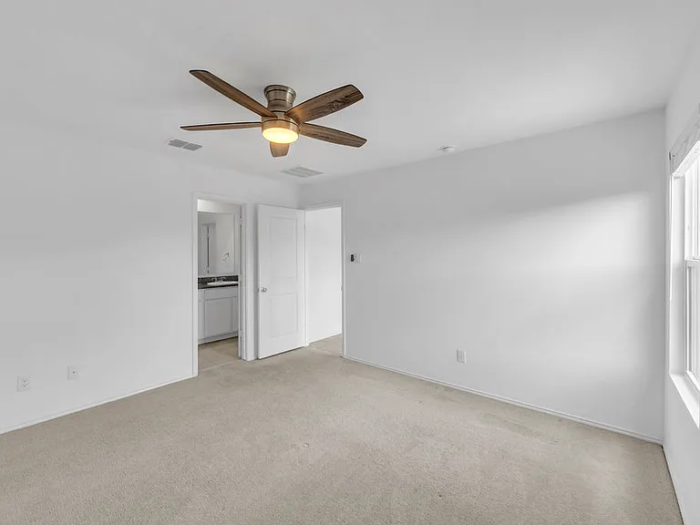319 Ashbrook Way — Photo 21