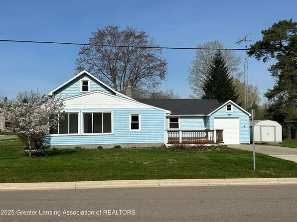 535 E Middle St, Williamston, MI 48895