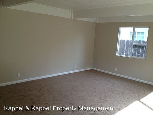 5th image of 1443 Westminster Dr