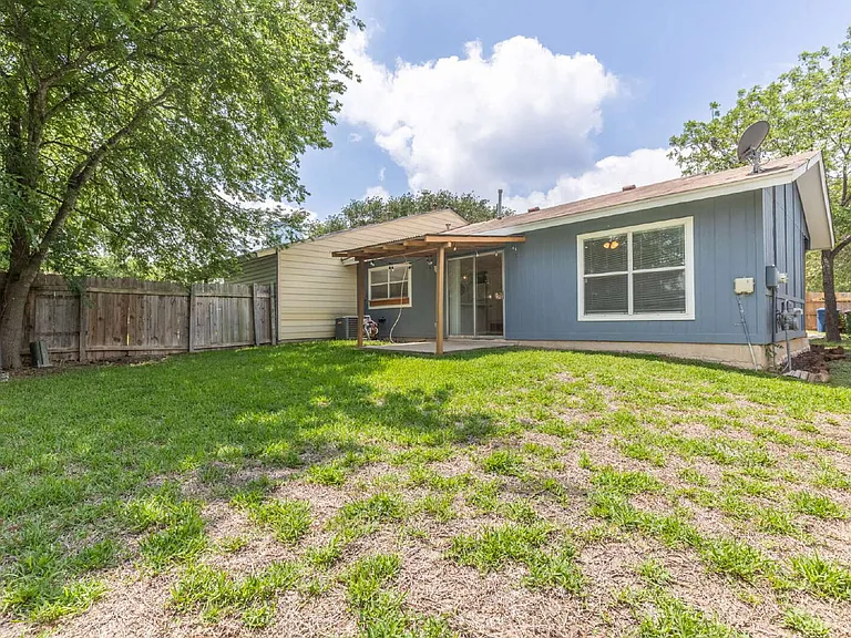 1366 Bayou Dr — Photo 28