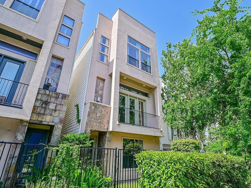 5108 Lillian St