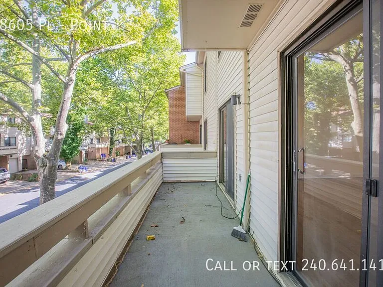 18605 Place Point #POINT — Photo 11