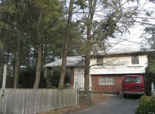 5 Echo Ridge Rd, Airmont, NY 10952