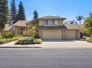 2110 Gibson Ave, Clovis, CA 93611