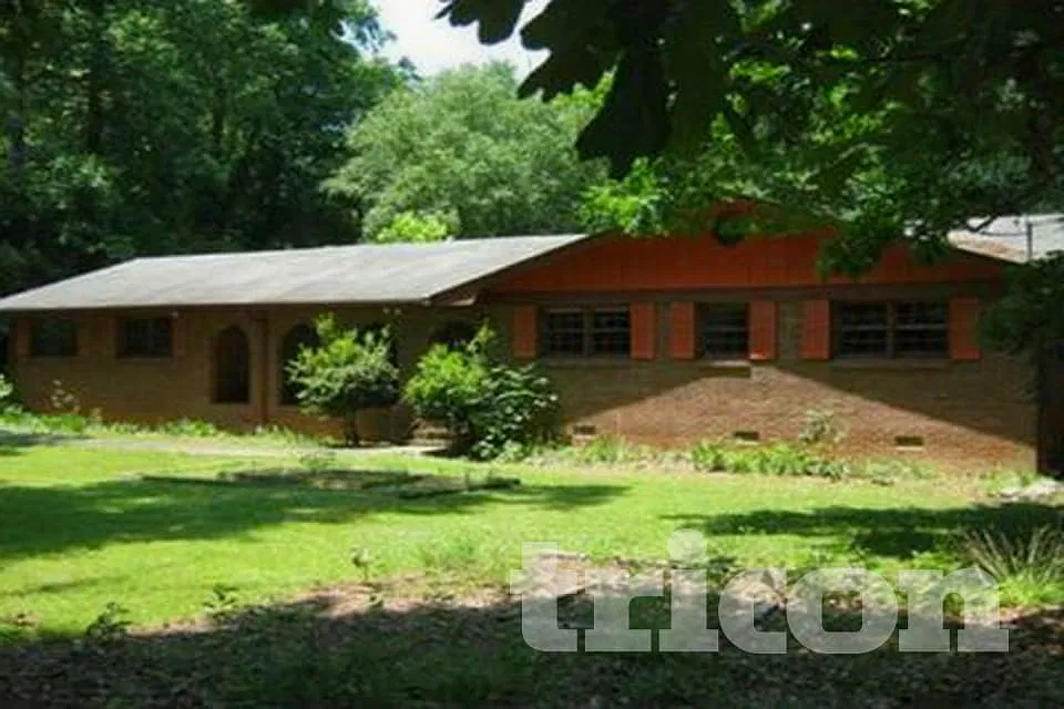 356 Sherwood Dr
