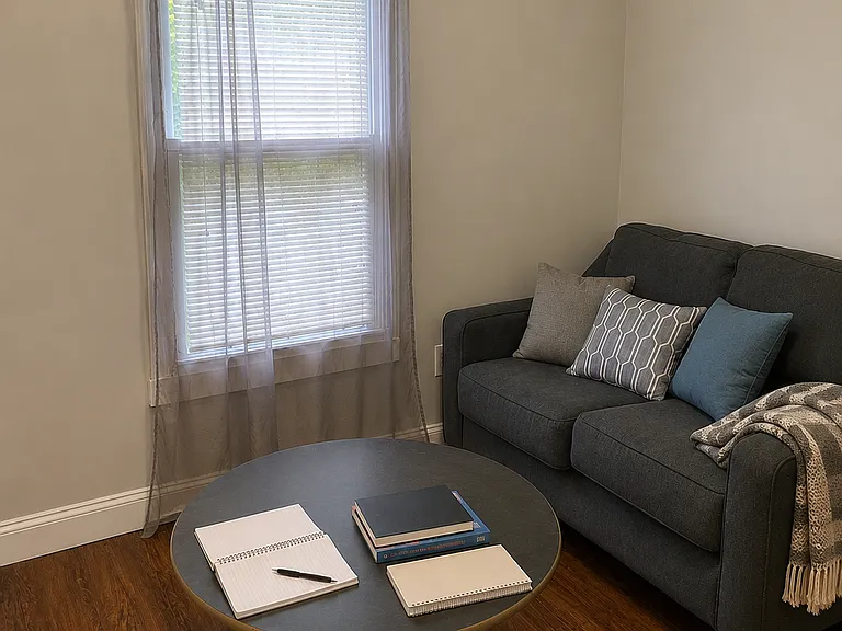 114 Ferris Pl #1 — Photo 29