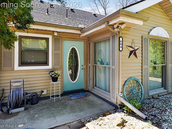 5th image of 604 Gaffney Dr