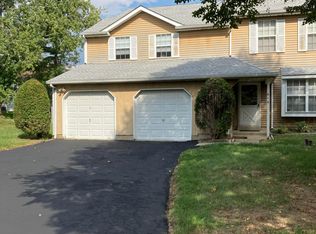 616 Wren Song Rd #A, Morrisville, PA 19067