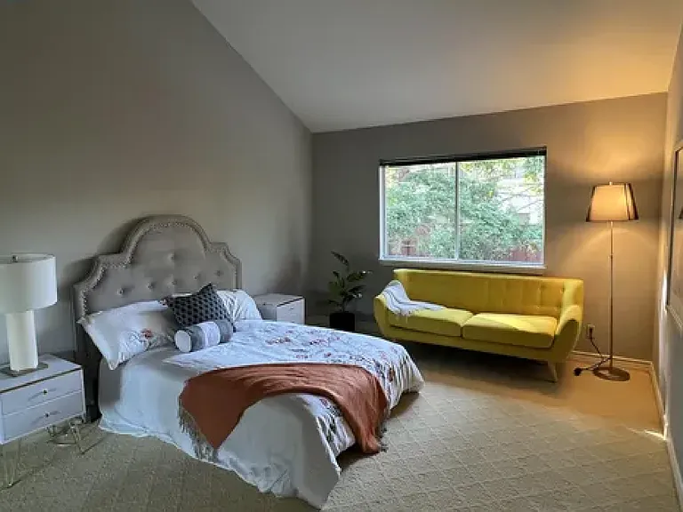 Upper level bedroom-1