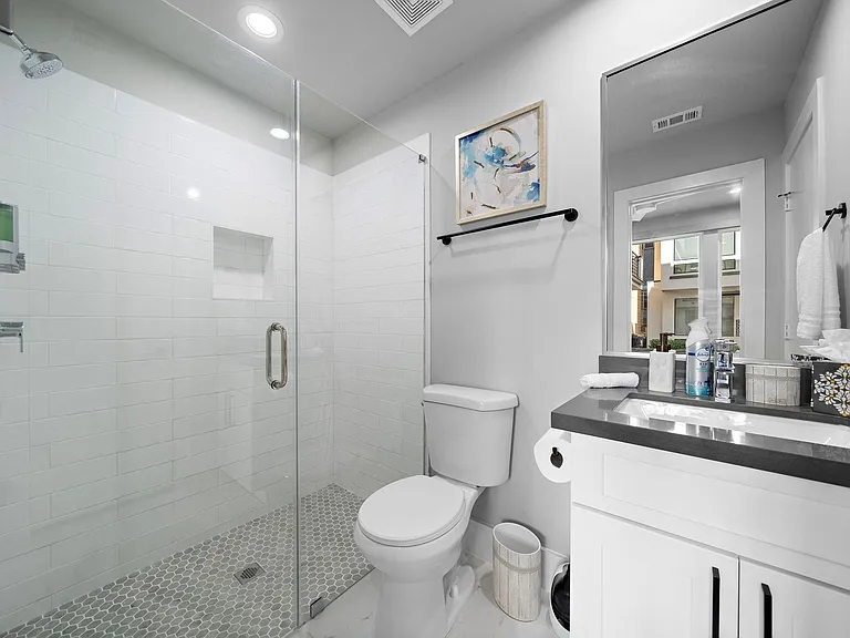 3513 Hutchins St — Photo 8