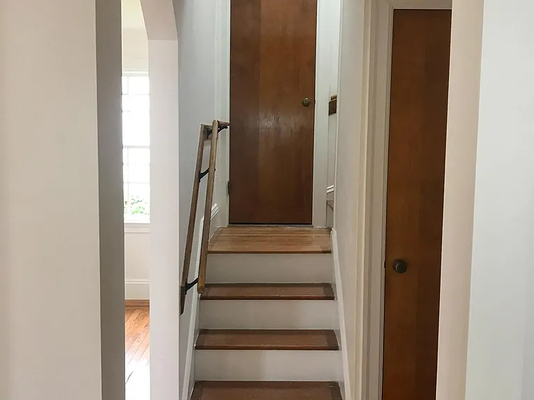Tiffany St — Photo 9
