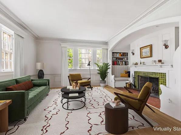 221 E 21st St, Brooklyn, NY 11226