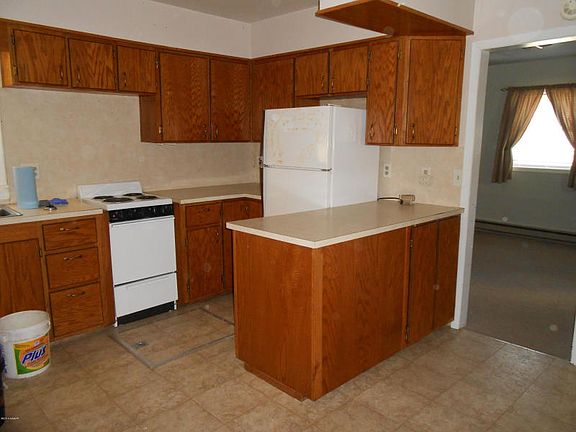 5th image of 213 State St