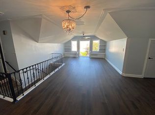 521 Beach 140 St, Rockaway Park, NY 11694