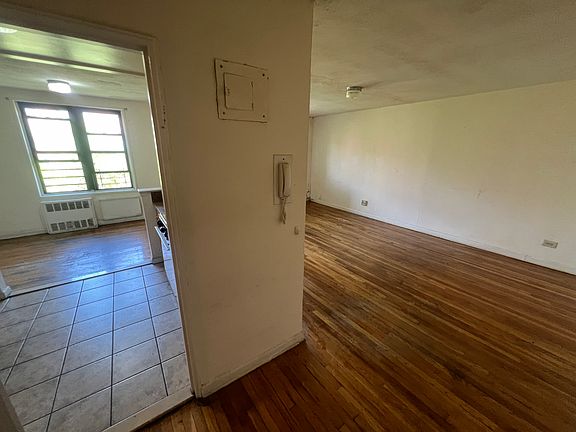 3rd image of 14470 41st Ave #525