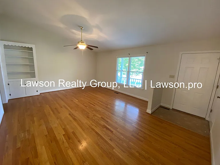 1013 Barrens Village Ln — Photo 6