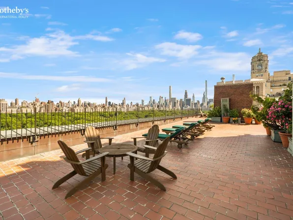 230 Central Park West image 16 of 23