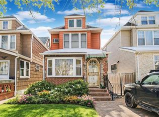 6252 80th Rd, Ridgewood, NY 11385