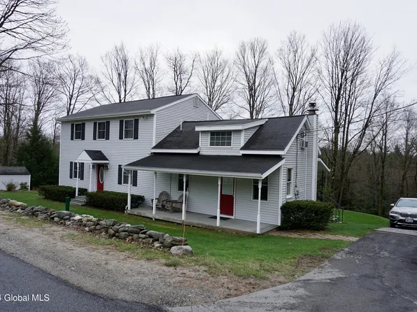 7370 Bills Road, Middle Grove, NY 12850