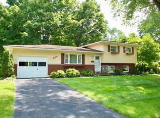 534 Illinois Ct, Westerville, OH 43081